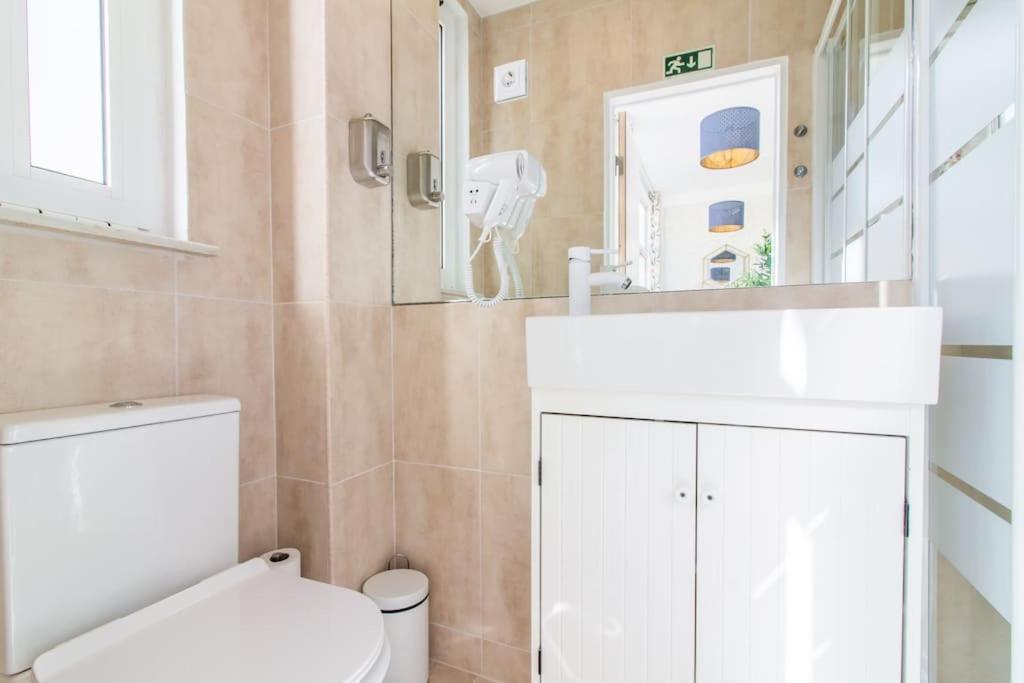Downtown 7 Bedroom Apartment - Liberdade Lisboa المظهر الخارجي الصورة